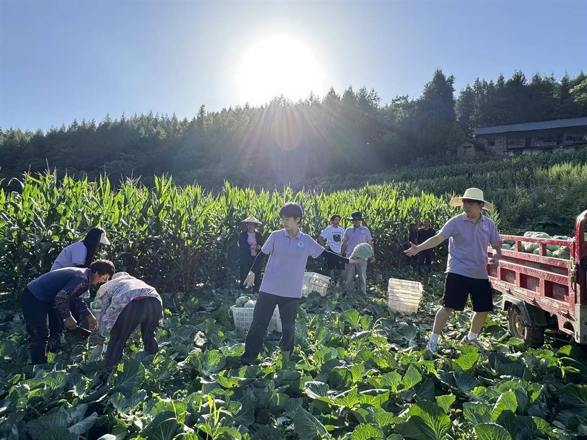 湘潭大学，田间地头的新课堂——探索新闻课堂与文旅融合之路