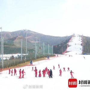 免费滑雪，老年滑雪者的冰雪奇缘与经验之旅探索