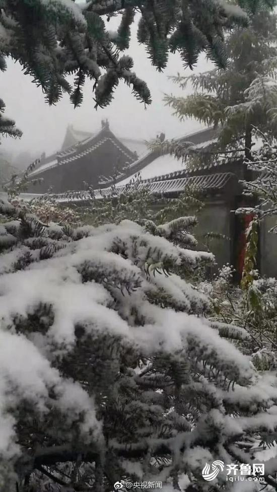 四川遭遇断崖式降温与雪的预兆，冷空气来袭